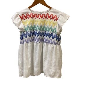 THML embroidered top. Excellent condition. Size M